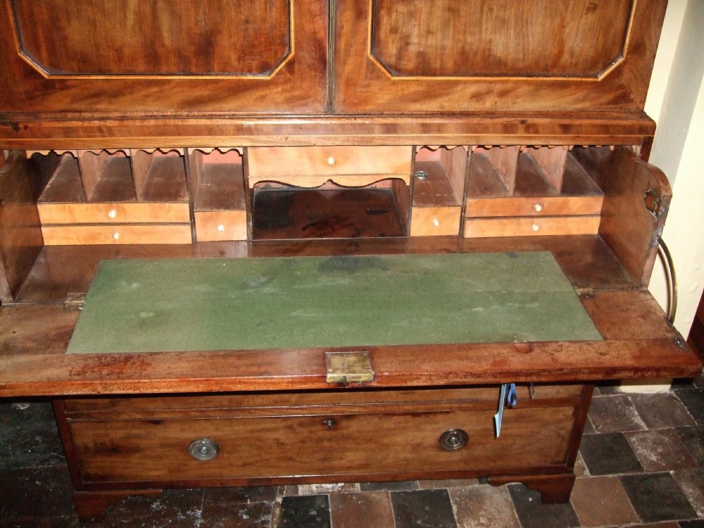 Rare George 3rd Mahogany Secretaire Linen Press View IV