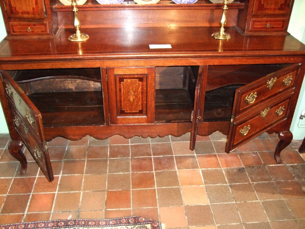 George 3rd Oak Dresser with Mahogany Boxwood & Ebony Inlaid Banding and other Floral Inlays View IV