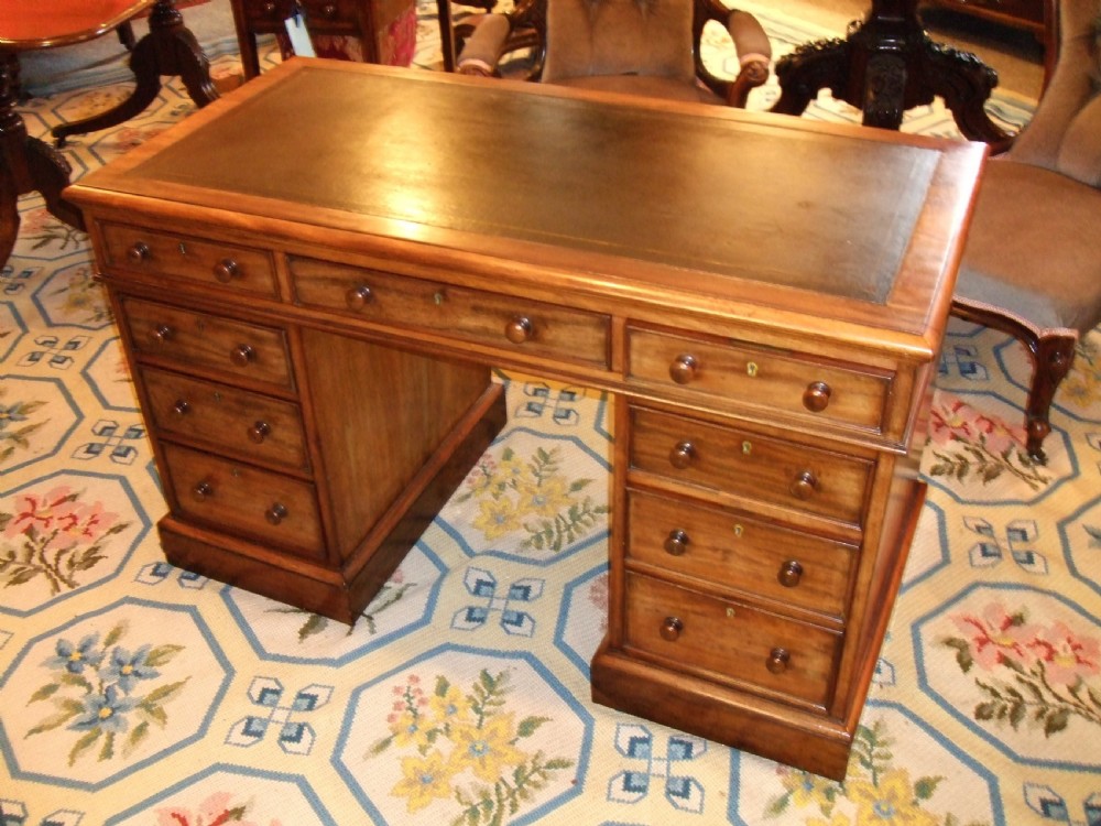 Victorian Mahogany Desk with Leather Writing Surface and Detachable Writing Slope