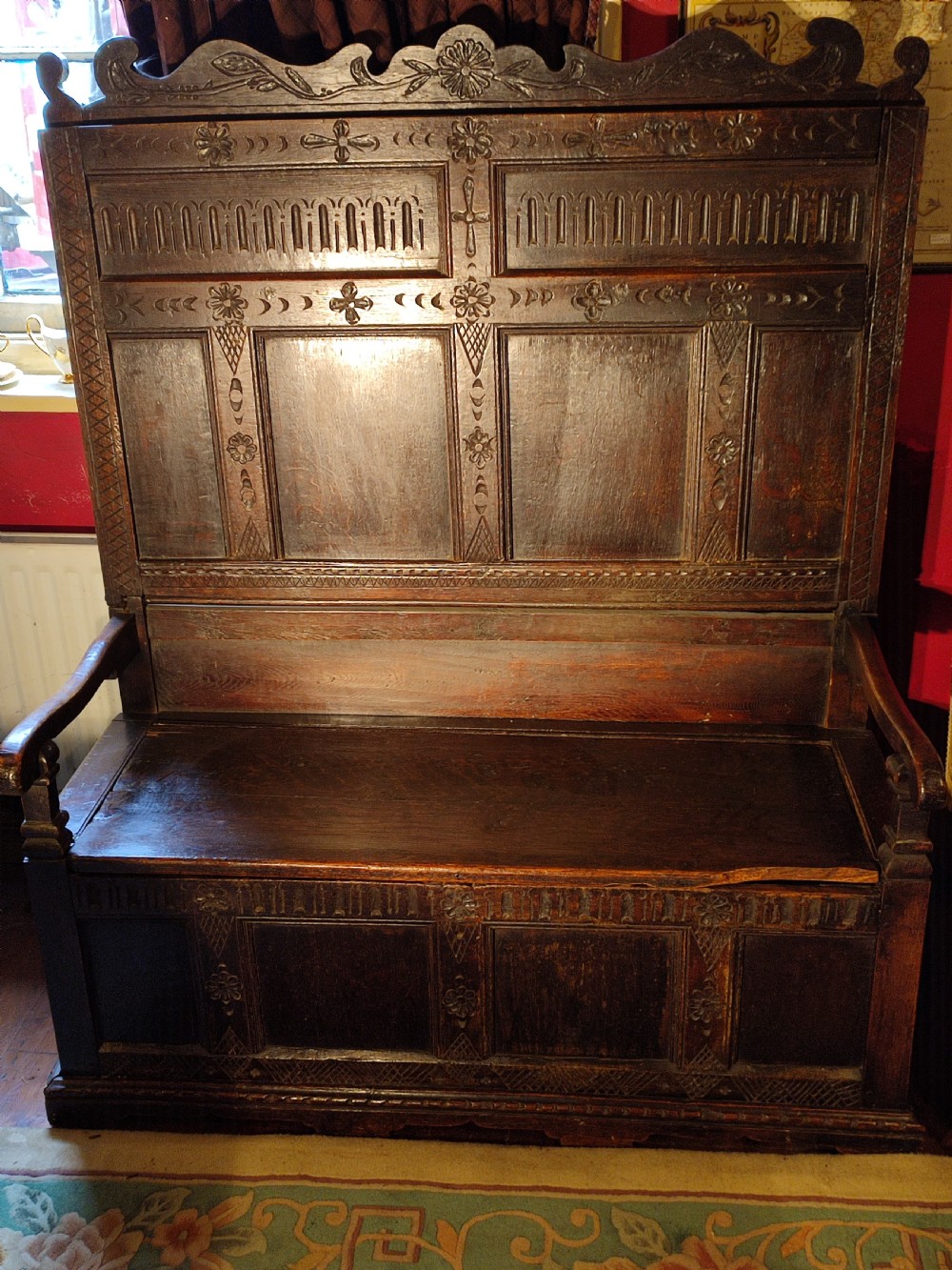 18thC High Back Oak Settle Possibly Welsh
