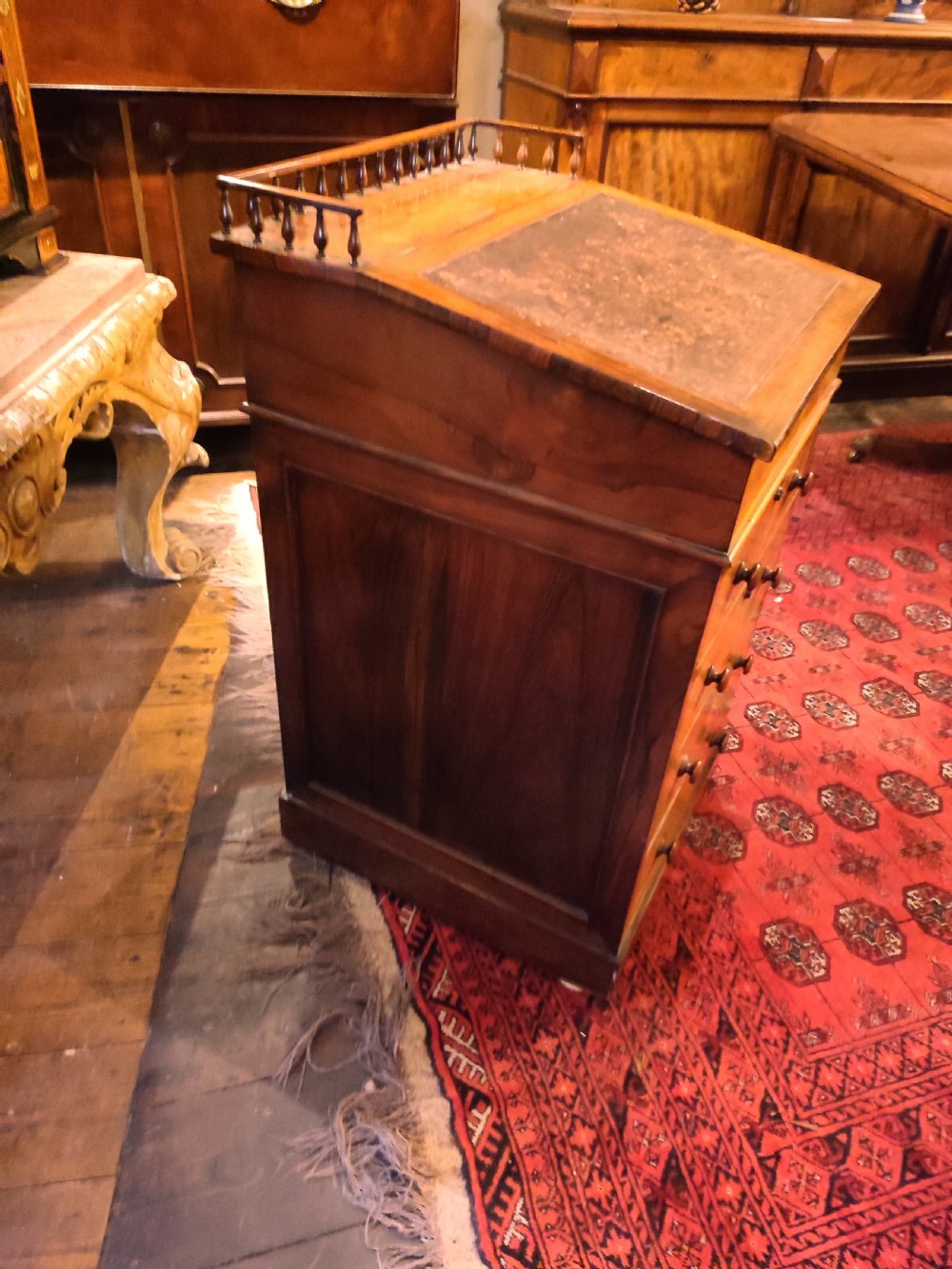 Regency Rosewood Davenport of Small Proportions View IV