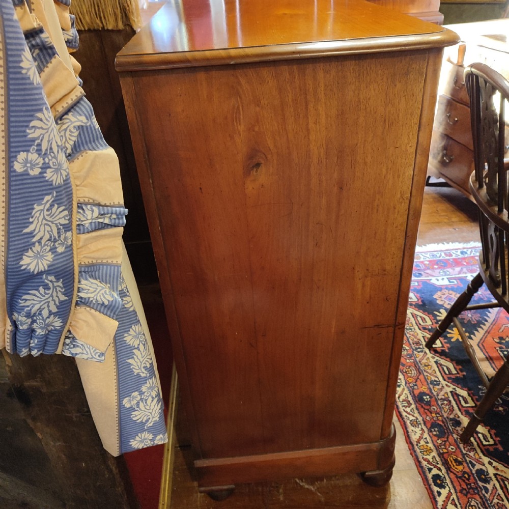 Excellent Quality Victorian Mahogany Chest of Drawers View III