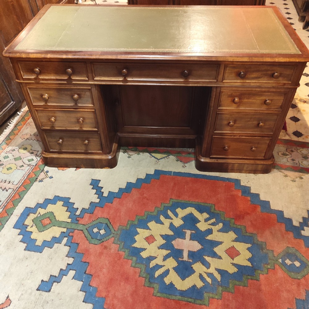 Victorian Mahogany Pedestal Writing Desk with Central Cupboard