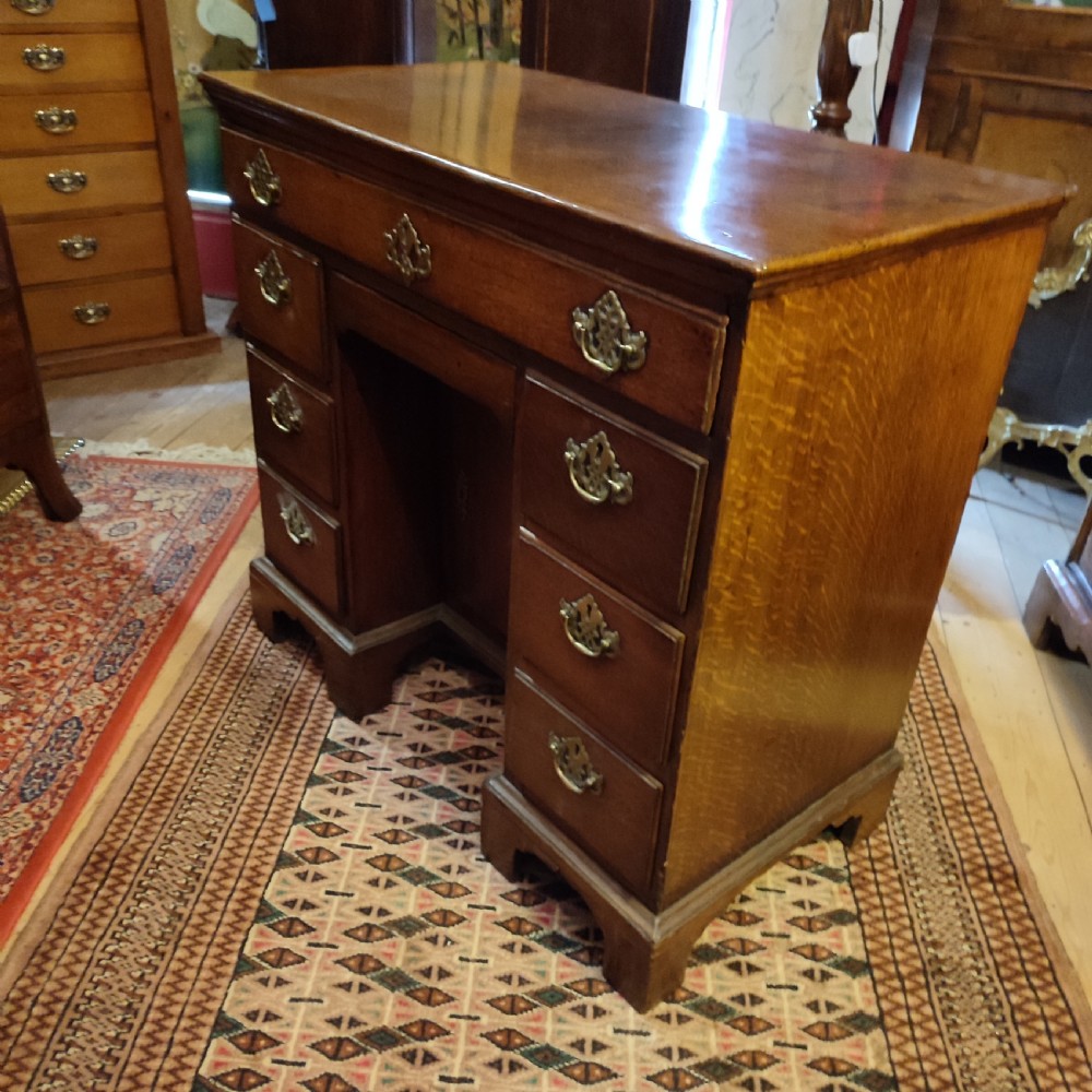 18thc Oak Kneehole Desk