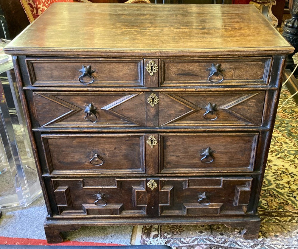 17thc Oak Chest of drawers