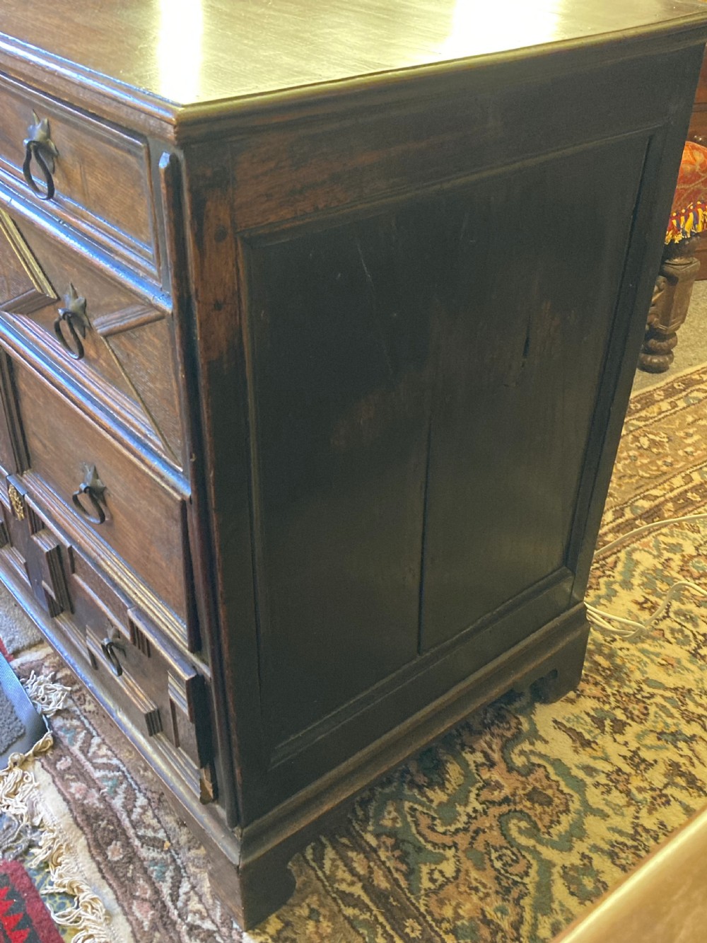 17thc Oak Chest of drawers View II