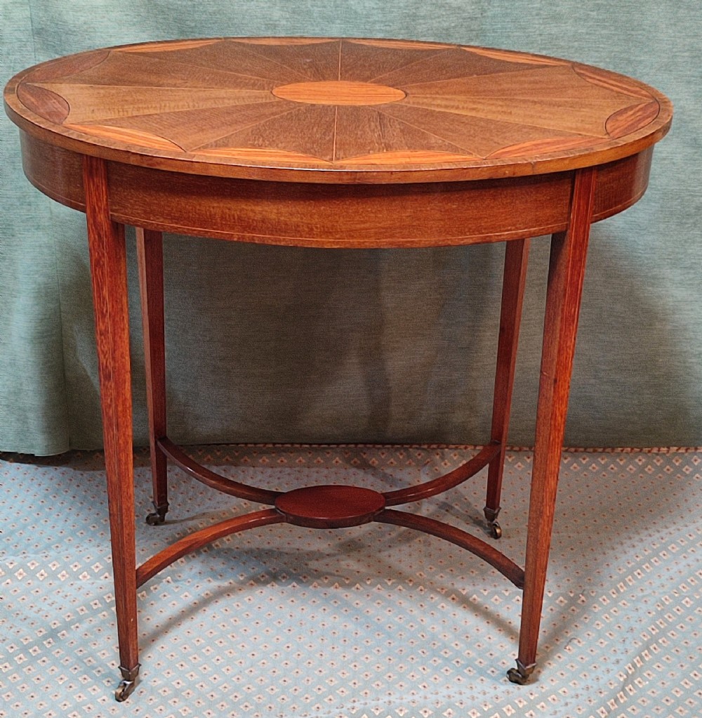 Edwardian Mahogany & Inlaid with Satinwood Oval Table