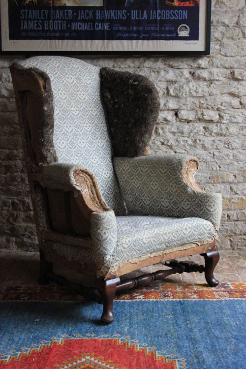 howard and sons ennismore wingchair - CATEGORY: ANTIQUE CHAIRS - DATED 19TH CENTURY