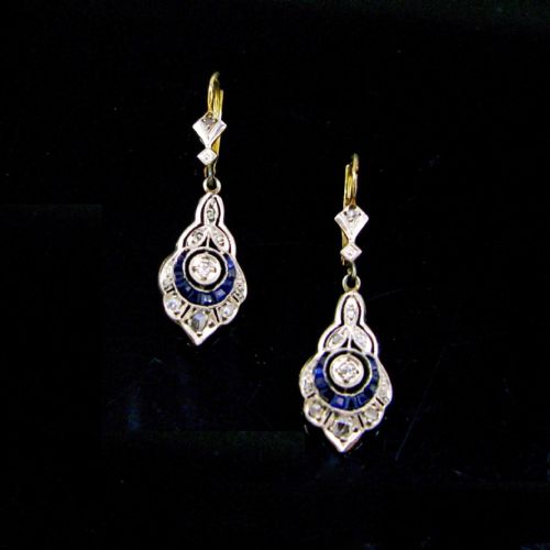Antique Edwardian Belle Epoque Sapphires and Diamonds Earrings in Their Box, 18kt Gold and Platinum, France, Circa 1910