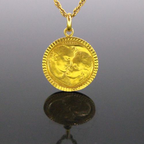 Vintage French Love Le Cœur Ne Vieillit Jamais Medal, 18kt Gold by Monier