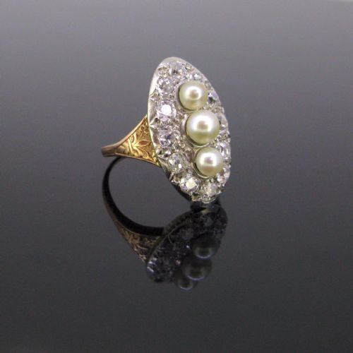 fig 1. Antique Belle Epoque 3 Naturals Pearls and Diamonds ring, 18kt gold and platinum, France circa 1910