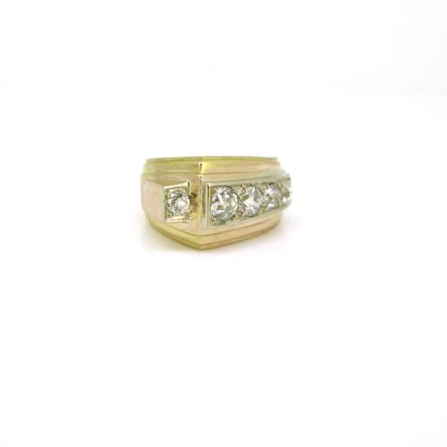 fig 1. Retro Tank Diamonds Ring, 18kt gold and platinum, circa 1940