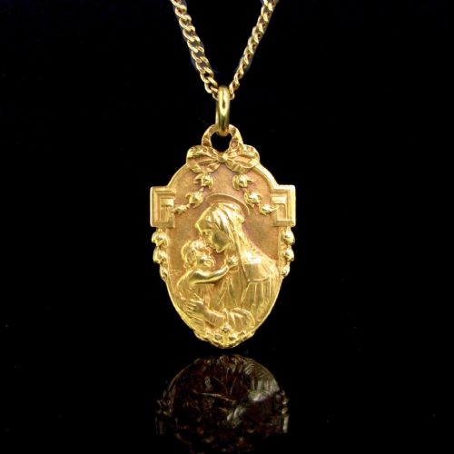 Antique Art Nouveau Virgin and Child Religious Medal, by Karo, 18kt Yellow Gold, France, Circa 1900