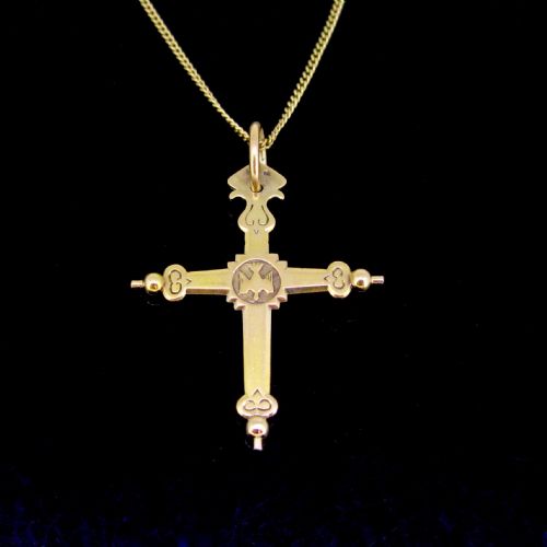 fig 1. Art Nouveau Jeannette Savoy Cross Pendant, 18kt Yellow Gold, circa 1900