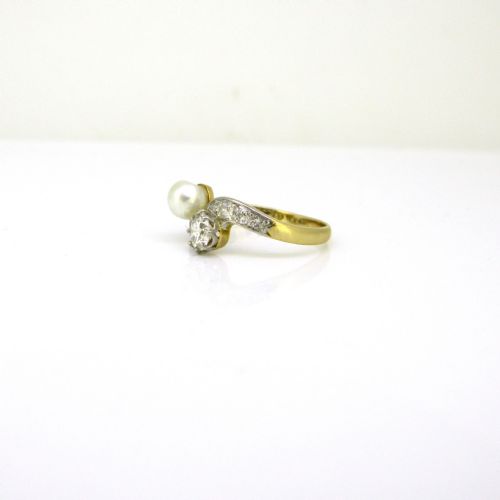 EDWARDIAN TOI ET MOI CROSSOVER NATURAL PEARL DIAMONDS RING 18KT GOLD AND PLATINUM CIRCA 1910 - ADDITIONAL PHOTO 5