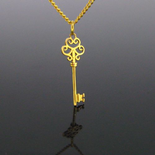 Antique Art Nouveau Key Pendant by Bagnis Freres, 18kt Yellow Gold, France, Circa 1900