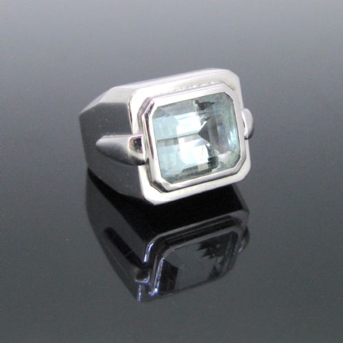 Retro 9.50ct Aquamarine Tank Ring, 18kt White Gold, Circa 1950