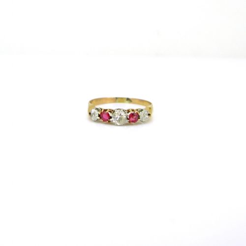 fig 1. Antique Victorian Five Stones Garnets and Diamonds Ring, 18kt yellow gold, circa 1880