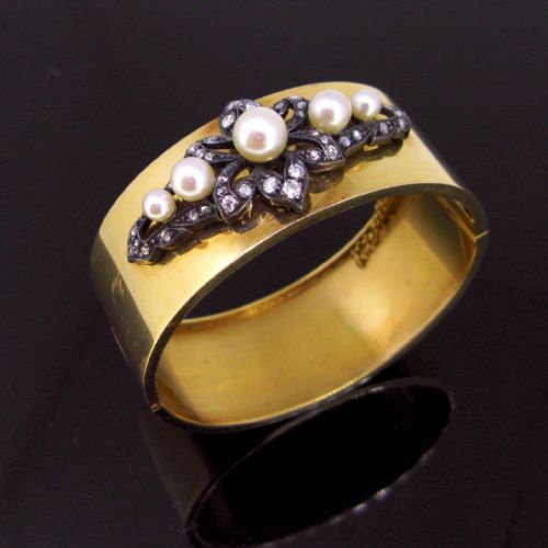 Antique Cultured Pearls and Diamonds Bangle, 18kt Yellow Gold and Silver, Circa 1905