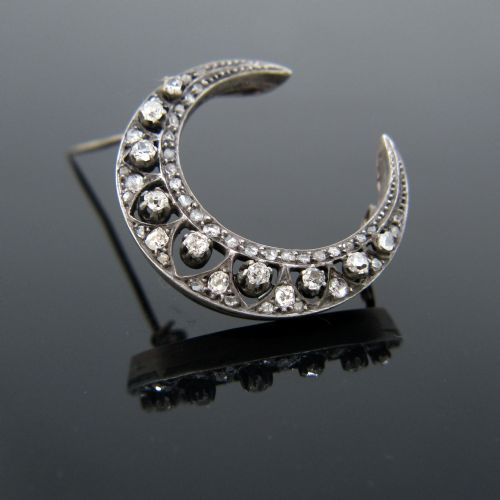 Antique Victorian Rose and Old Cut Diamonds Crescent Brooch, 18kt Gold and Silver
