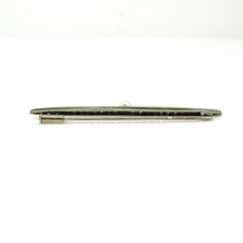 fig 1. Edwardian Pearl and Rose cut diamonds Bar Brooch, 18kt white gold, circa 1910