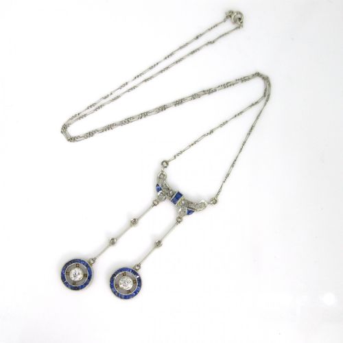 BELLE EPOQUE SAPPHIRES AND DIAMONDS NEGLIGE NECKLACE 18KT GOLD AND PLATINUM FRANCE CIRCA 1915 - ADDITIONAL PHOTO 3