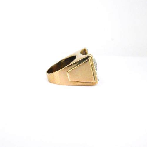 RETRO TANK DIAMONDS RING 18KT GOLD AND PLATINUM CIRCA 1940 - ADDITIONAL PHOTO 3