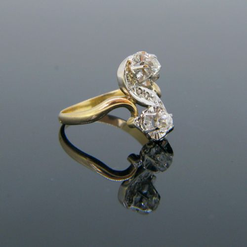 ANTIQUE EDWARDIAN OLD CUT DIAMONDS TOI ET MOI RING 18KT GOLD AND PLATINUM CIRCA 1905 - ADDITIONAL PHOTO 1
