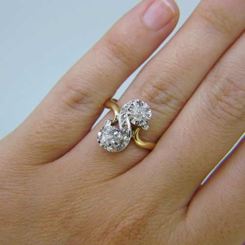 ANTIQUE EDWARDIAN OLD CUT DIAMONDS TOI ET MOI RING 18KT GOLD AND PLATINUM CIRCA 1905 - ADDITIONAL PHOTO 6