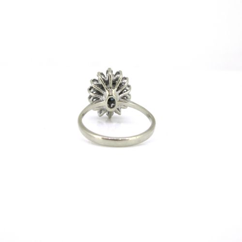 VINTAGE SAPPHIRE DIAMOND CLUSTER RING 18KT WHITE GOLD CIRCA 1950 - ADDITIONAL PHOTO 5
