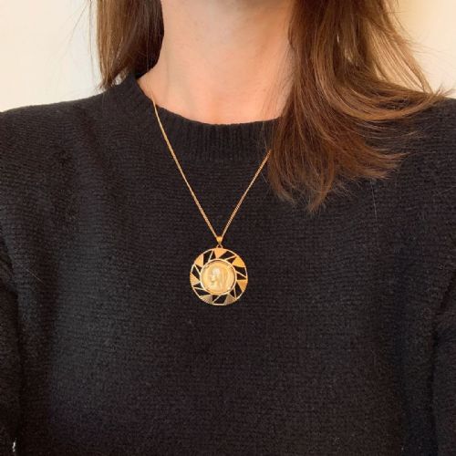 FRENCH RELIGIOUS PENDANT MEDAL BY DROPSY 18KT YELLOW GOLD FRANCE CIRCA 1960 - ADDITIONAL PHOTO 5