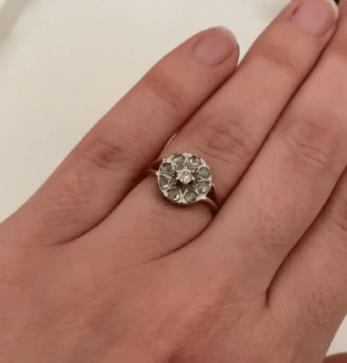 VINTAGE DIAMONDS CLUSTER RING 18KT YELLOW GOLD AND PLATINUM CIRCA 1930 - ADDITIONAL PHOTO 5