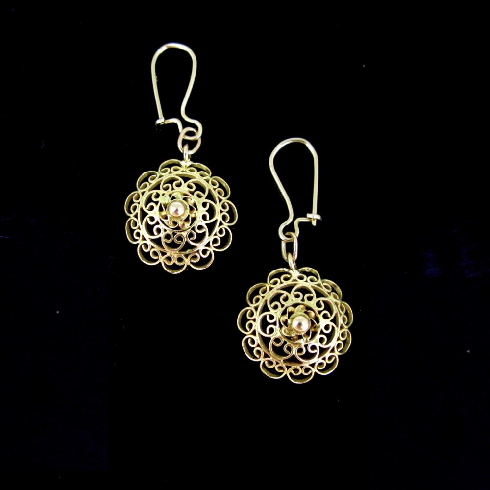 Vintage Yellow Gold Openwork Filigree Earrings, circa 1950