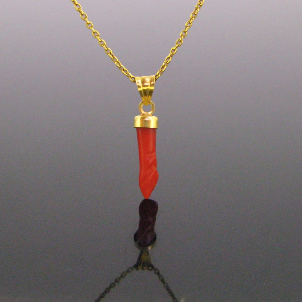 Vintage Mano Figa Coral Hand Pendant, 18kt Yellow Gold