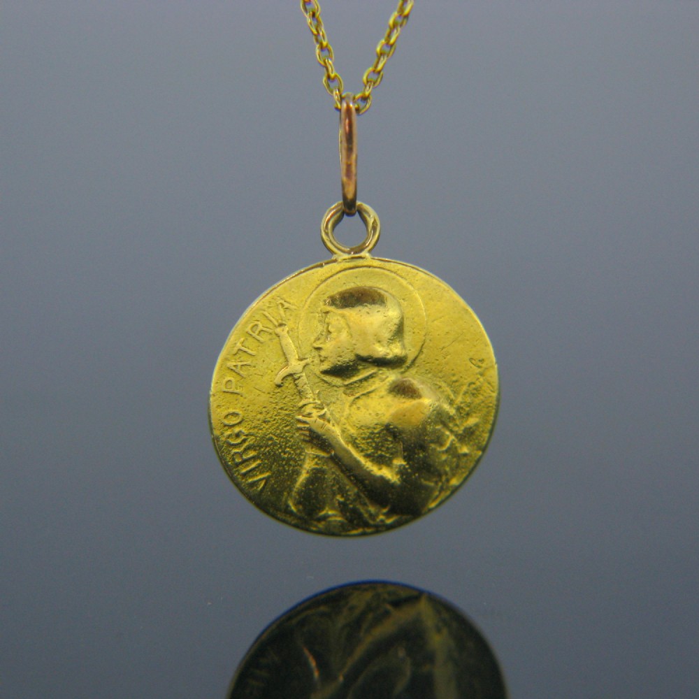 Antique Joan of Arc Pendant, circa 1900, 18kt Yellow Gold, France