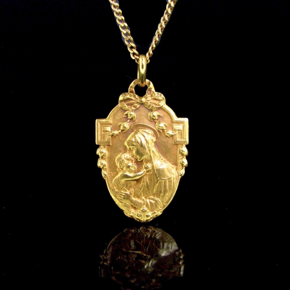 Antique Art Nouveau Virgin and Child Religious Medal, by Karo, 18kt yellow gold, France, circa 1900