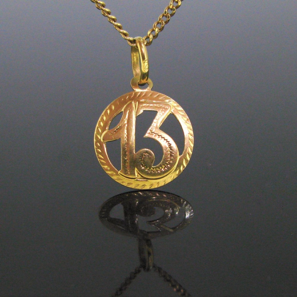 Vintage13 Lucky Pendant Charm 18kt Yellow Gold