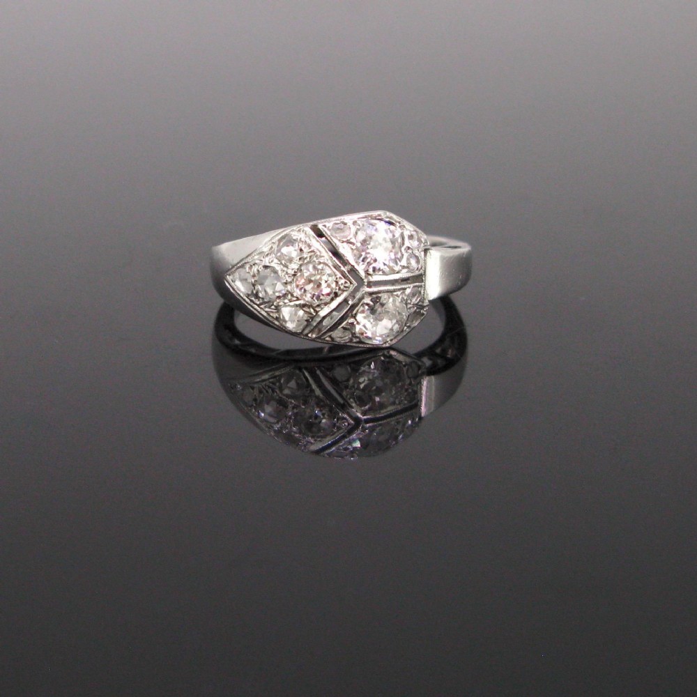 Art Deco Diamonds Ring, 18kt white gold and platinum, circa 1920