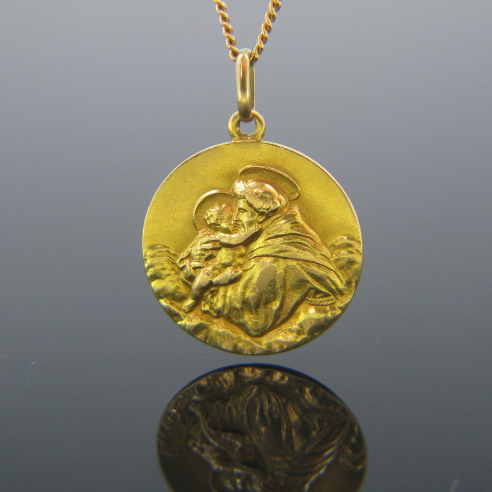 Vintage Religious St Antoine Medal Pendant, 18kt gold