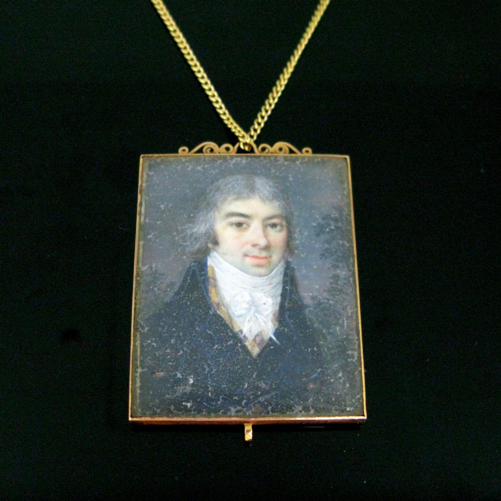 Antique Late Georgian Remembrance Portrait Hair Back Pendant, 18kt yellow gold, early 19th century