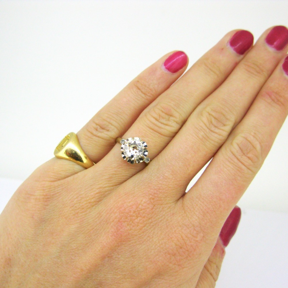 French Art Deco 1.25ct Solitaire Diamond Ring, 18kt gold and platinum View VI