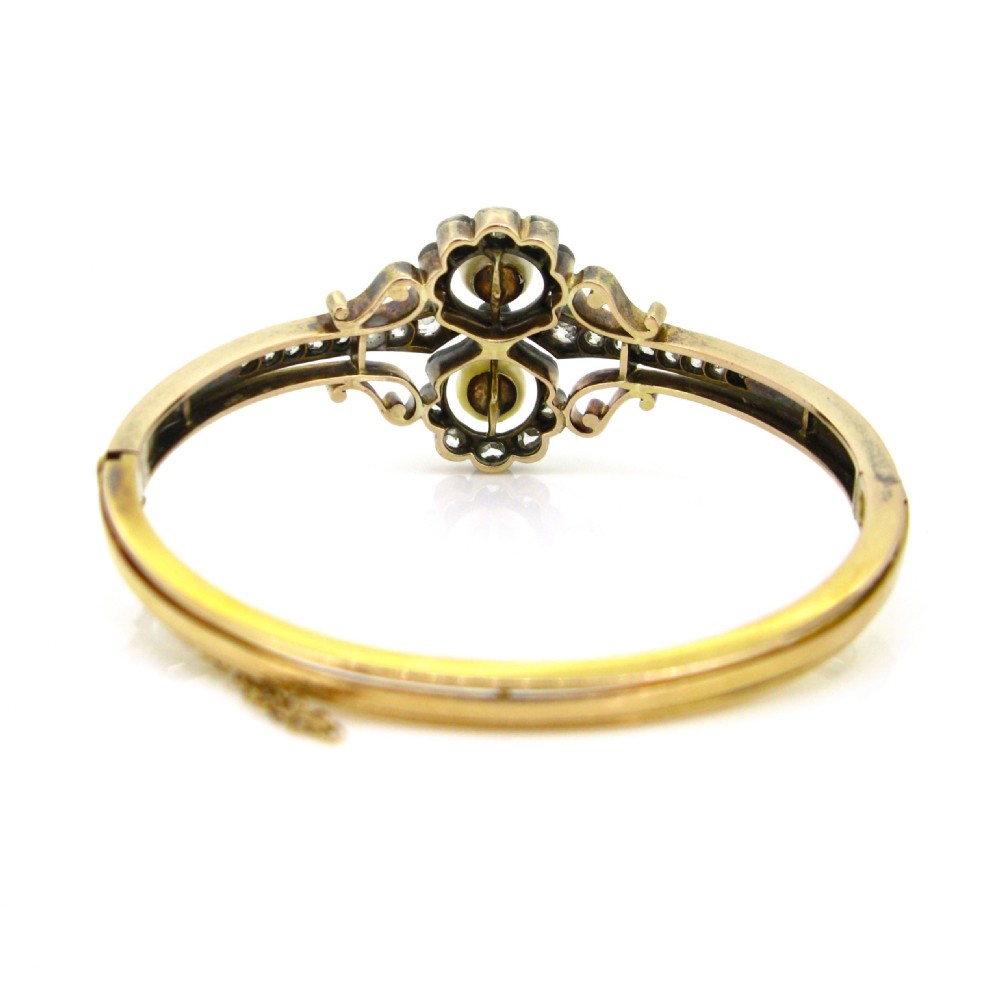 Antique Bangle, Fine pearls and diamonds, 18kt gold and silver, c.1900 View IV