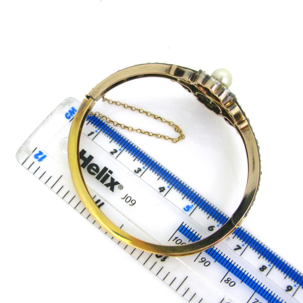 Antique Bangle, Fine pearls and diamonds, 18kt gold and silver, c.1900 View VI