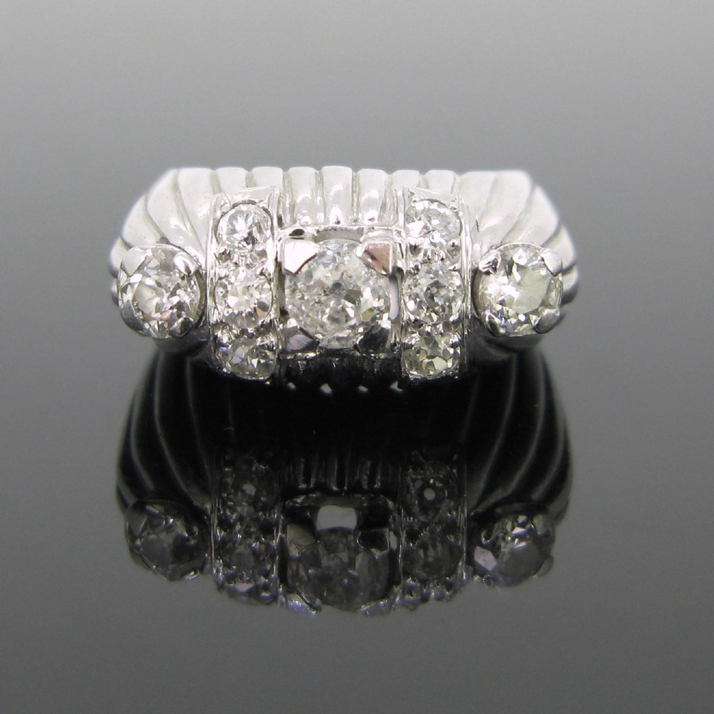 Retro Diamonds Ribbed Ring, 18kt gold and platinum, France, circa 1940