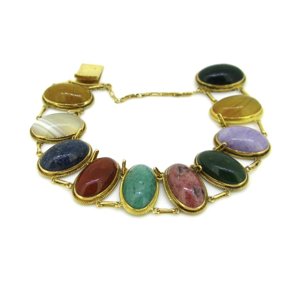 Antique Art Nouveau Hardstones Bracelet, 18kt yellow gold, circa 1900 View III