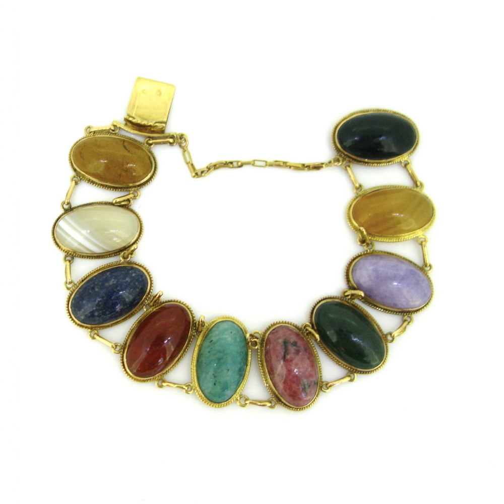 Antique Art Nouveau Hardstones Bracelet, 18kt yellow gold, circa 1900 View IV
