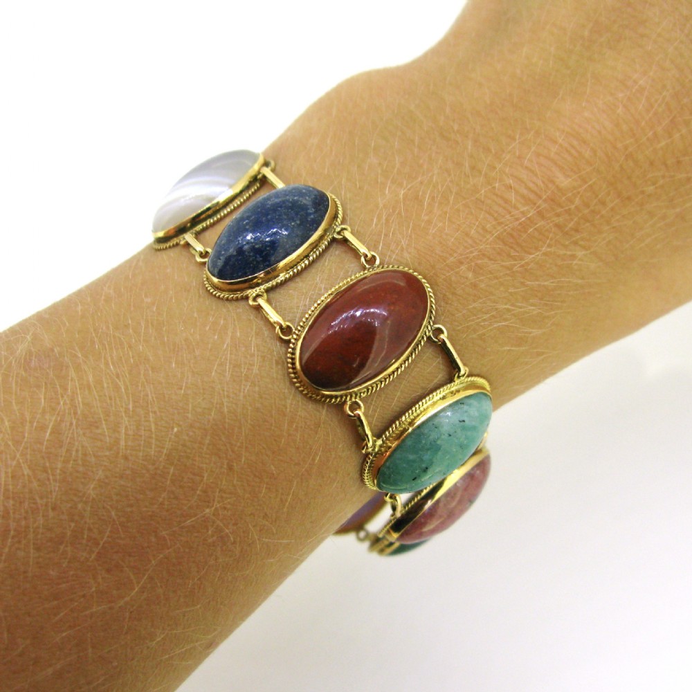 Antique Art Nouveau Hardstones Bracelet, 18kt yellow gold, circa 1900 View VII