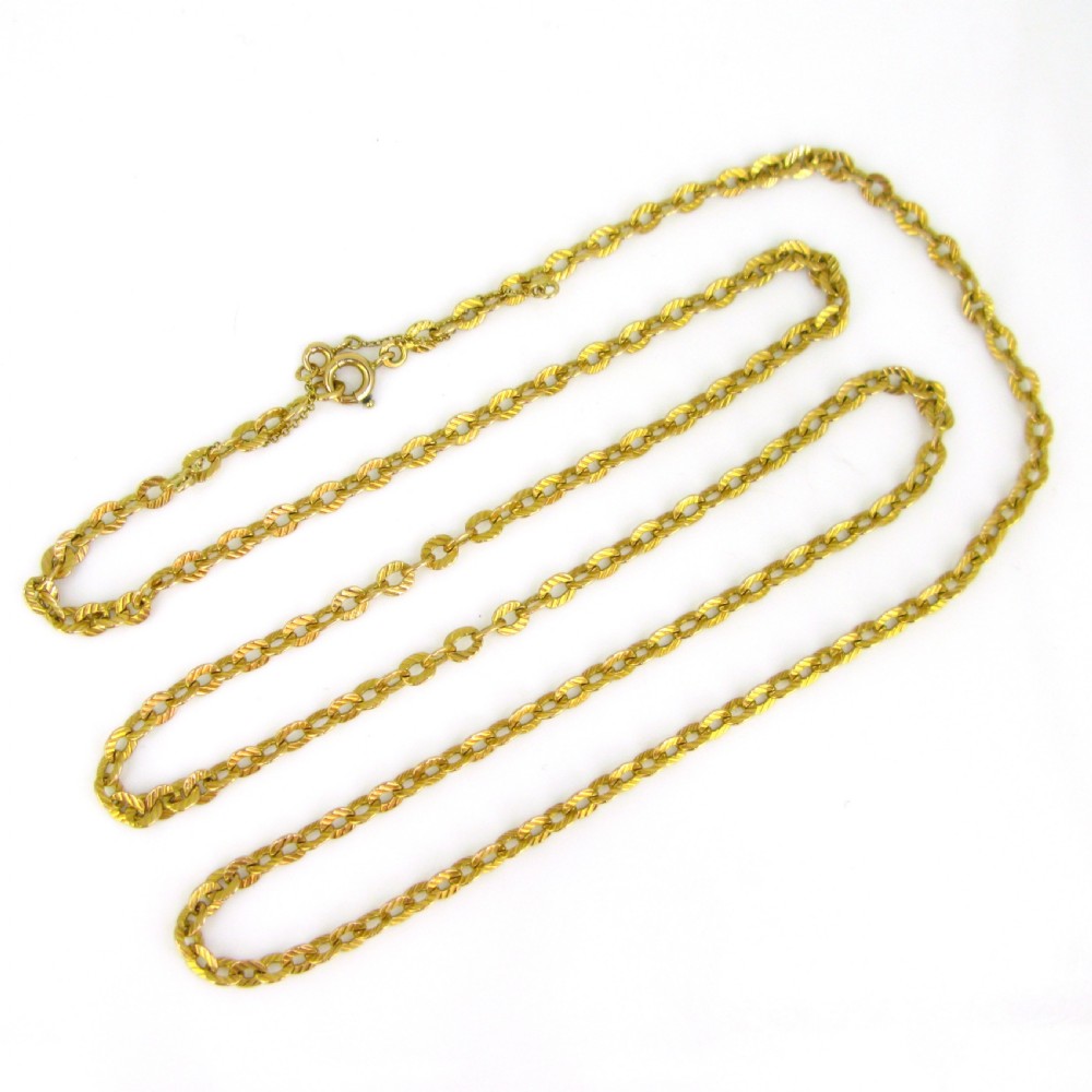 Vintage French Textured Links Chain Necklace,18kt Yellow Gold, circa 1960 View III