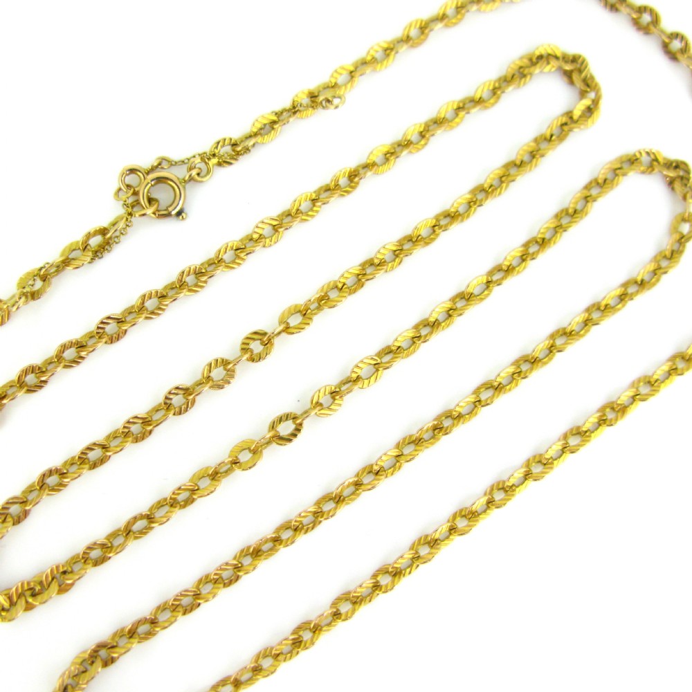 Vintage French Textured Links Chain Necklace,18kt Yellow Gold, circa 1960 View IV