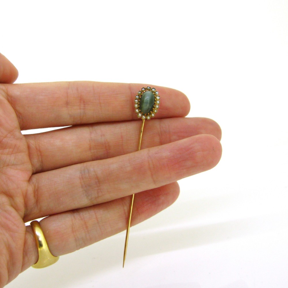 Antique quartz cat’s eye and seed pearl Stickpin, 18kt yellow gold, France, circa 1880 View VI